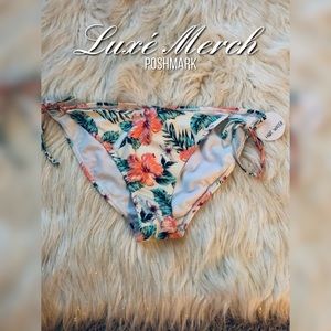 👙🌺 Hot Water Hibiscus Bikini Bottom Only🌺